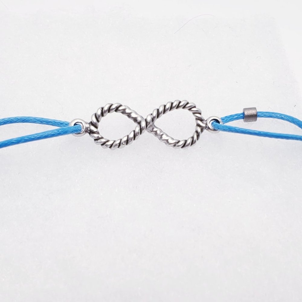 Handmade adjustable infinity bracelet - Picture 2 of 2